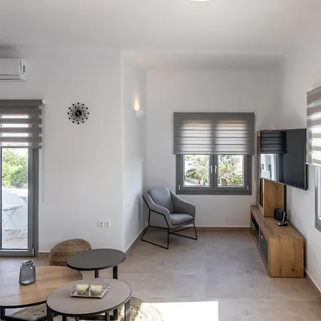 Mouragio I Holiday home